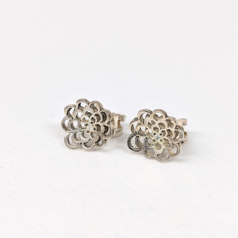 ピアス
